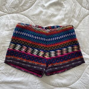 Billabong high-waisted colorful patterned shorts